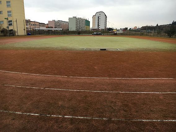 Revitalizace sportovišť s umělým povrchem o rozloze 2000m2 