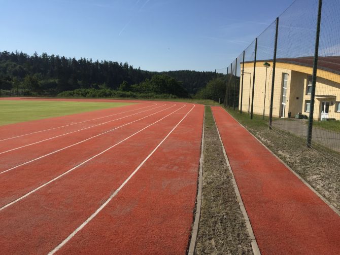 Revitalizácia športoviska s umelým povrchom s rozlohou 2 000 m2 